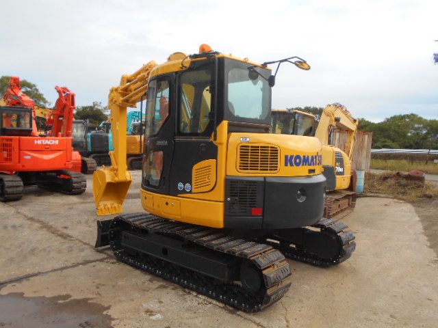 PC78UU-8（クレーン仕様、マルチ、4,120時間）