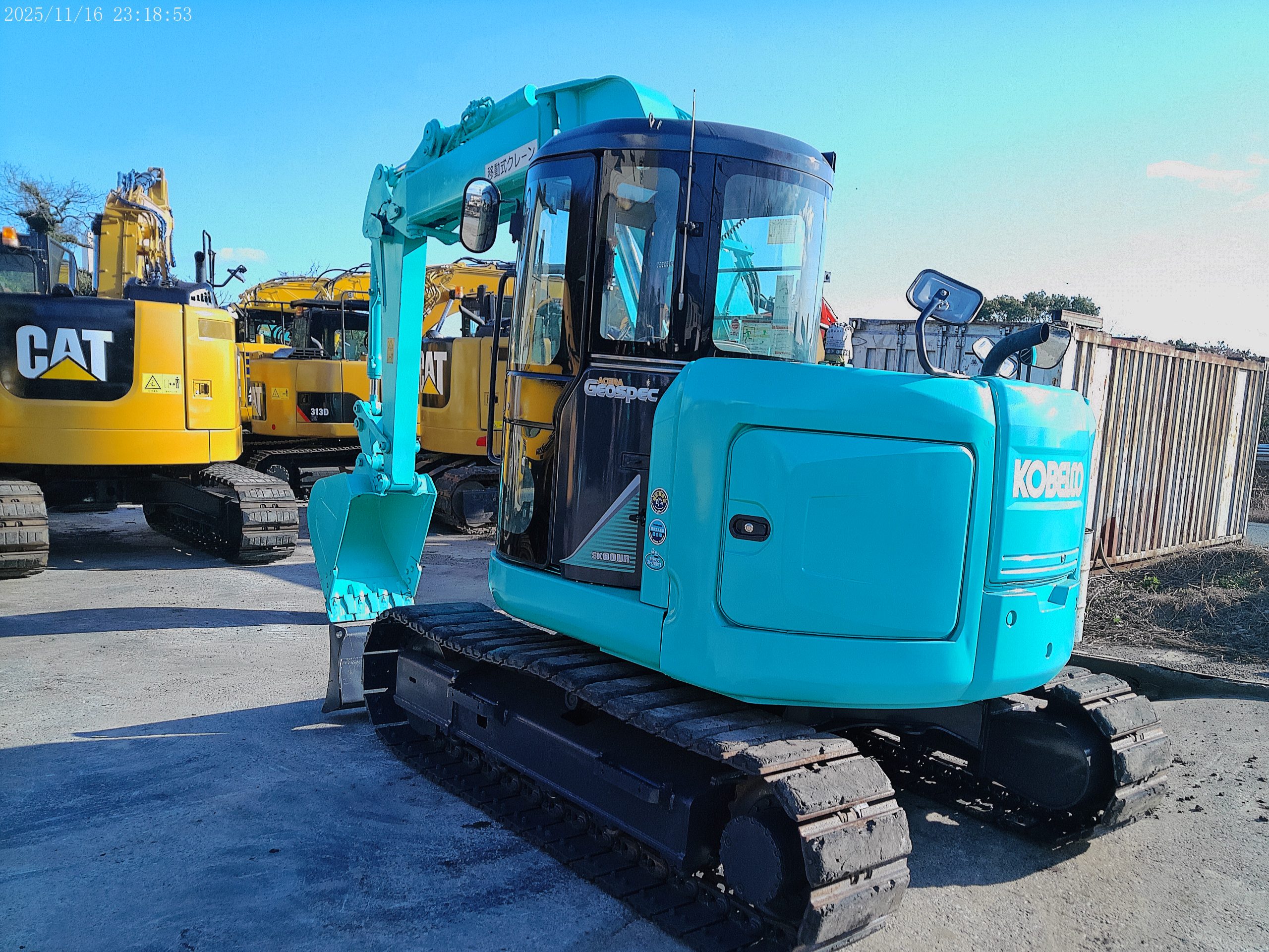 SK80UR-6（クレーン仕様、マルチ,3,751時間）