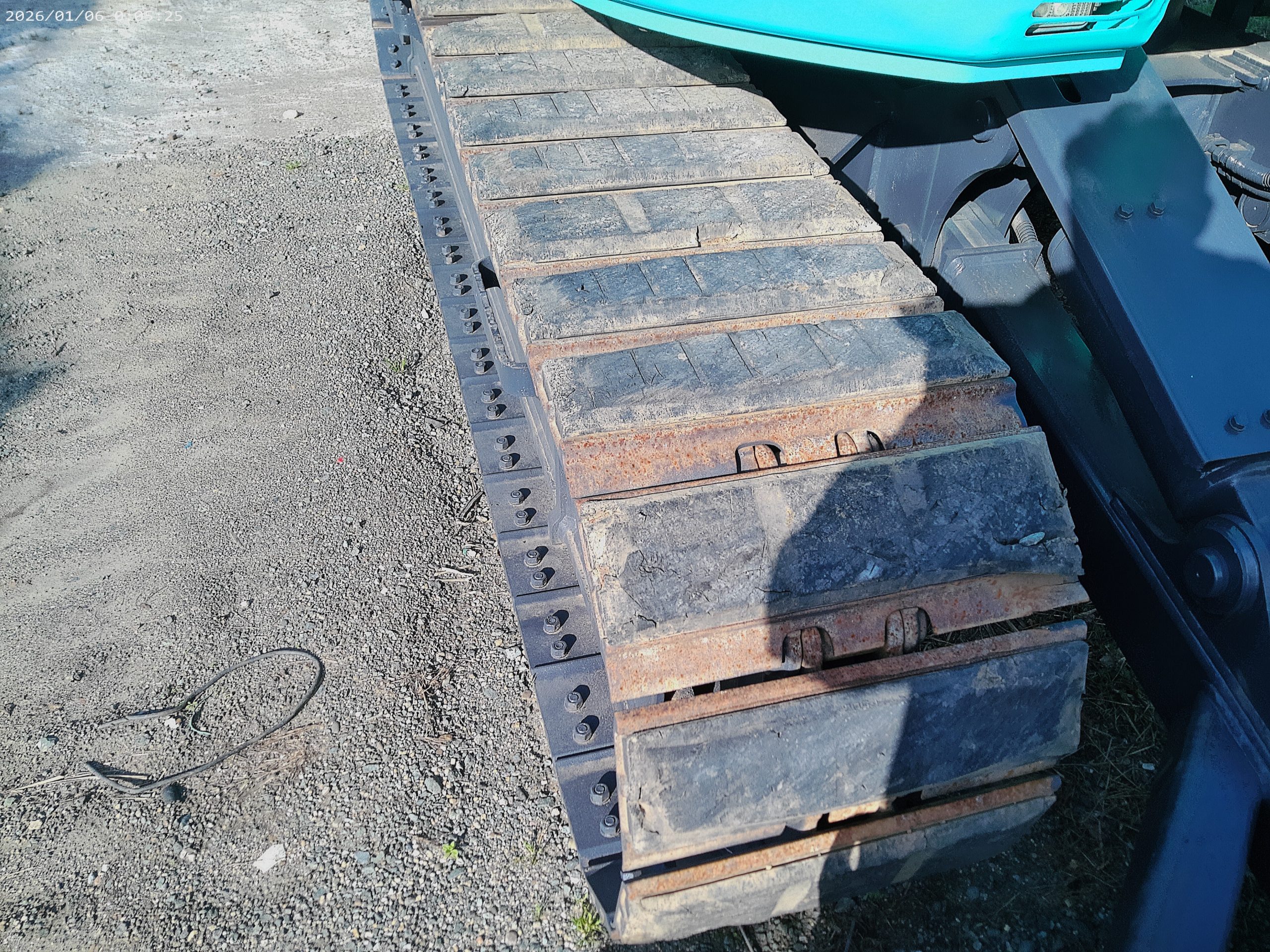 SK130UR-3（クレーン仕様、マルチ、3,220時間）