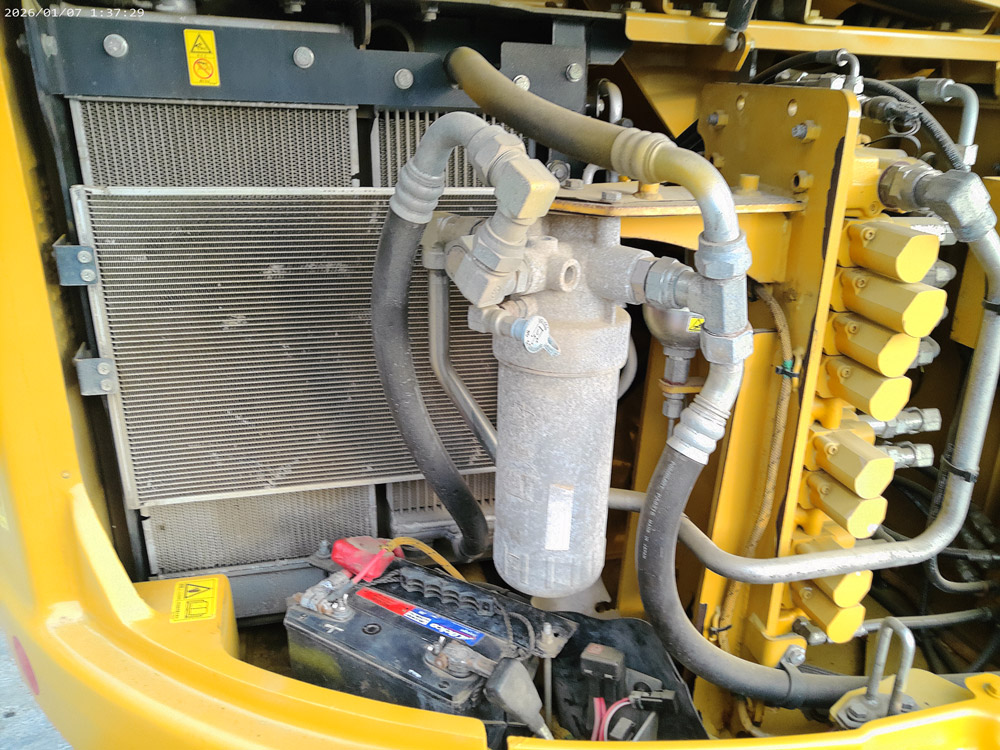 308E2SRE（1,935時間、クレーン仕様、マルチ）