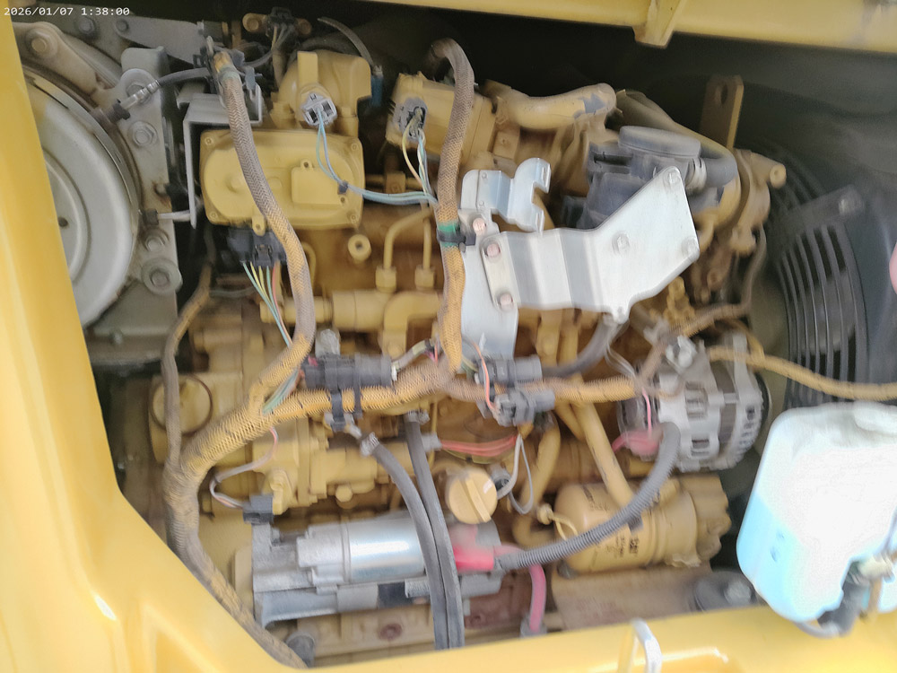 308E2SRE（1,935時間、クレーン仕様、マルチ）