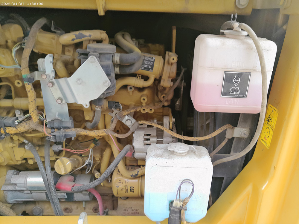 308E2SRE（1,935時間、クレーン仕様、マルチ）