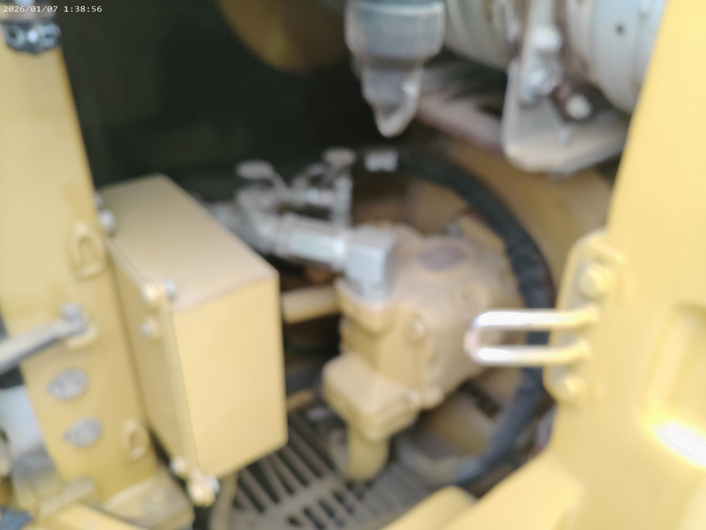 308E2SRE（1,935時間、クレーン仕様、マルチ）